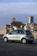 Toyota Yaris 2005 года